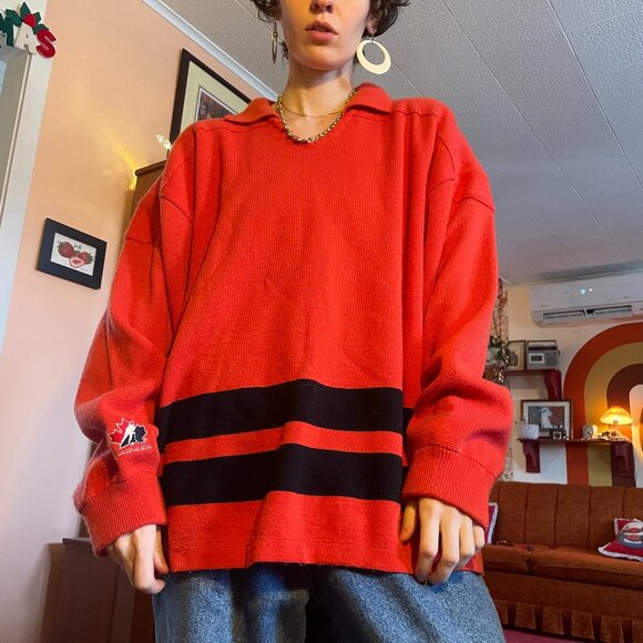 1990s Nike Team Canada 100% Acrylic collared striped hockey sweater! - Picture 1 of 16